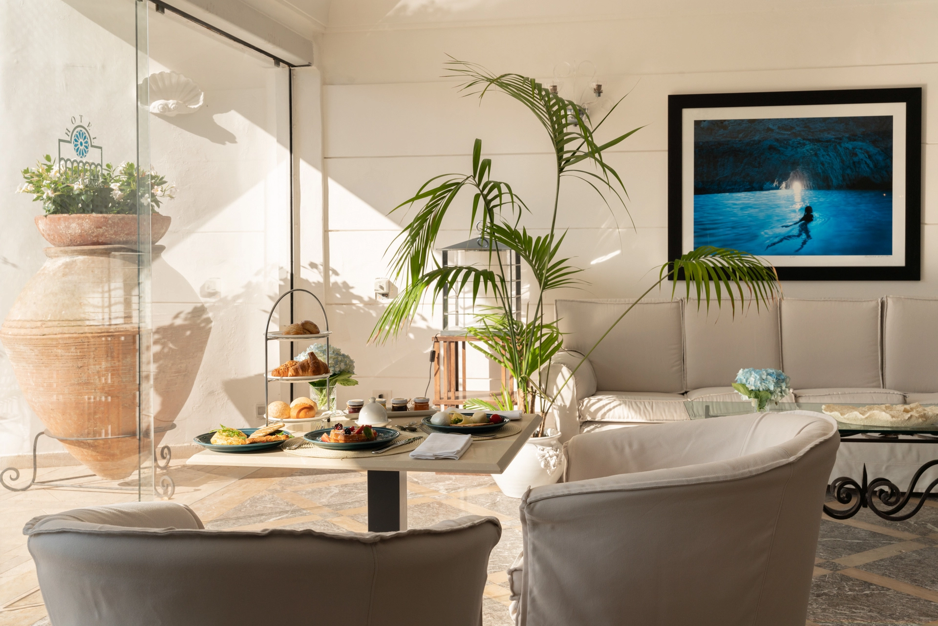 Hotel La Residenza Capri Rooms Suites Accomodations Sea View Capri Island Italy Breakfast 1