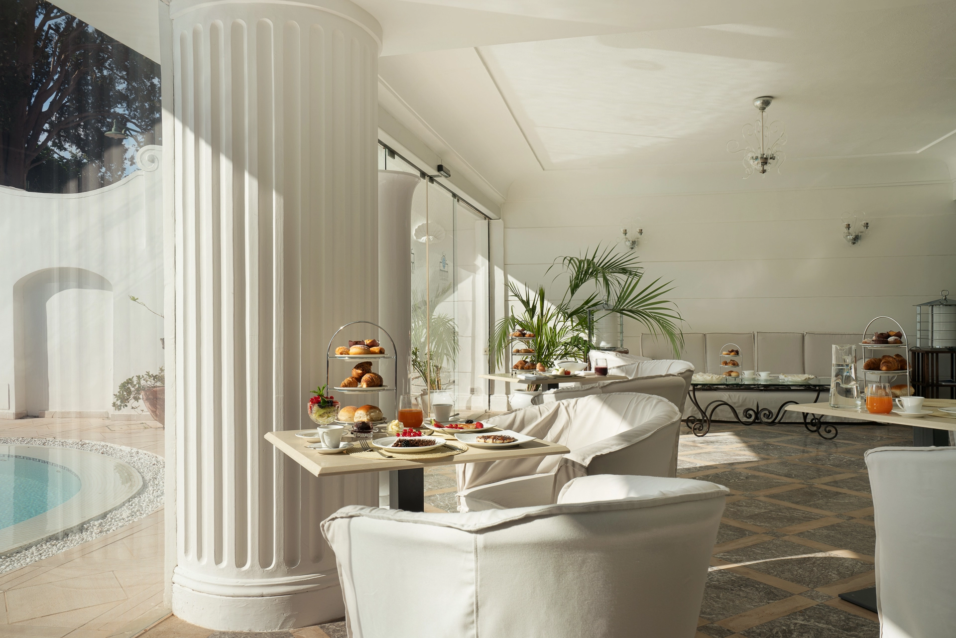 Hotel La Residenza Capri Rooms Suites Accomodations Sea View Capri Island Italy Breakfast 2